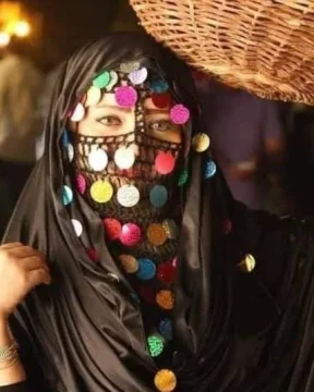 بيشه وجه ملونه second